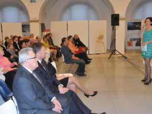 Benefice pro hospic v liberecké galerii vynesla bez mála 45 tisíc. Foto: Jiří Langer