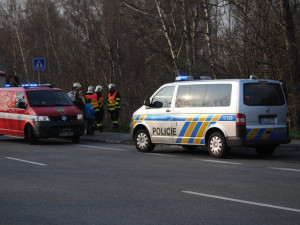 Z nehody u liberecké Hokejky vyvázl řidič téměř bez zranění