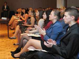 Hrdinové jsou všude kolem nás, myslí si budoucí zdravotníci. Foto: Jan Král