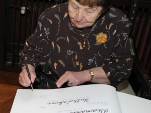 Manželé Kulhánkovi si připomněli jubilejních 60 let společného života. Foto: Jan Vrabec