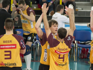 Strhující bitva o titul: Dukla v dramatickém závěru podlehla. Foto: Matouš Müller