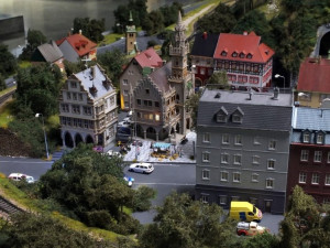 Dominanty Libereckého kraje pod jednou střechou. Foto: Království železnic