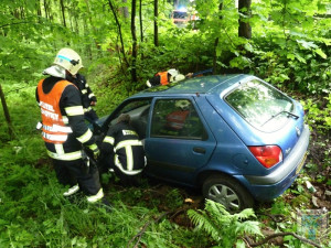 Nehoda se obešla bez zranění. Foto: Hasiči Hrádek nad Nisou