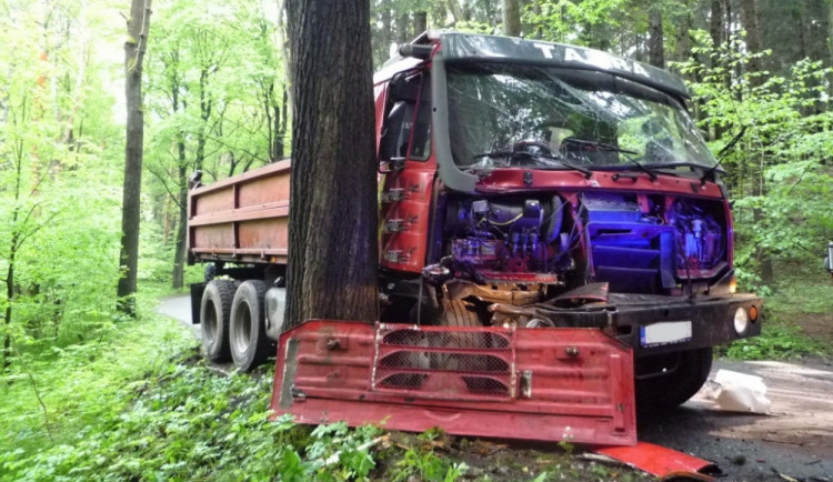Nehoda v Předláncích. Foto: HZSLK