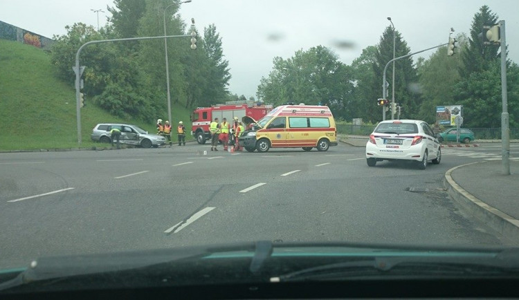 Nehoda se obešla bez zranění. Foto: Lukáš Šmakal
