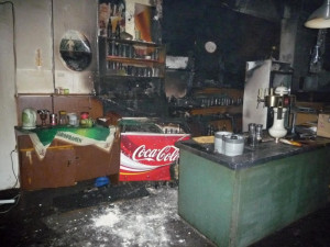 Nádražní restauraci v Turnově zapálil porouchaný chlaďák. Foto: HZSLK