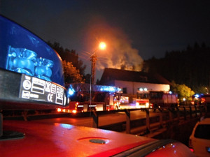 Rodinný dům v Lučanech nad Nisou nejspíš někdo zapálil úmyslně. Foto: HZSLK