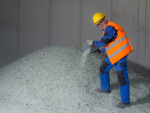 Zrecyklovaný skleněné separát - finální podoba.