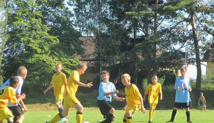 O putovní ušatý pohár bude usilovat osm týmů