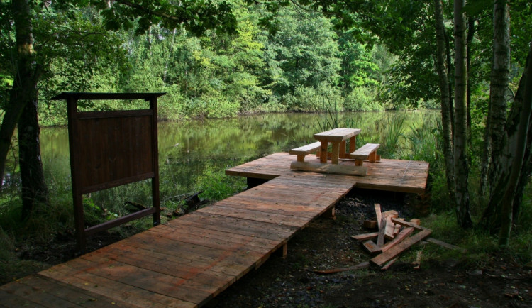 Hrádecký mokřad propojí stovky metrů stezek. Foto: Hrádek nad Nisou