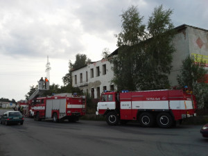 V Zákupech se propadla střecha bývalé mlékárny. Foto: HZSLK