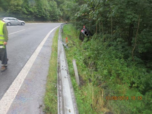Řidička otočila svou Octavii na střechu. Foto: Policie ČR