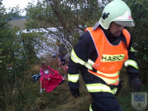 Nehoda si vyžádala několik zraněných osob. Foto: Hasiči Hrádek nad Nisou