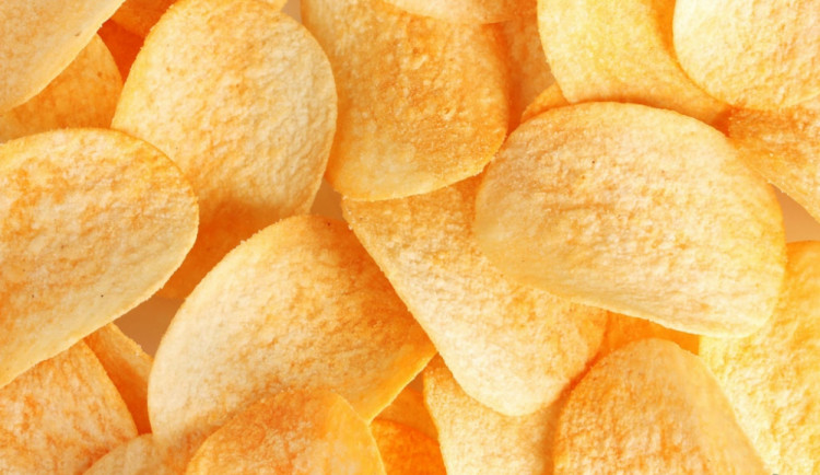 Ze školních bufetů zmizí slané brambůrky i bagety