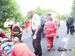 Nehoda u Zahrádek. Foto: HZS LK