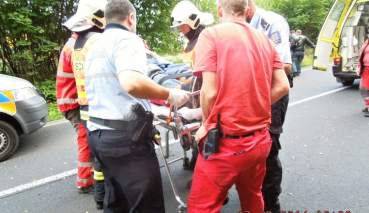 Nehoda u Zahrádek. Foto: HZS LK