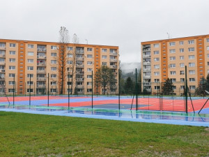 Základní škola Aloisina Výšina má nové hřiště