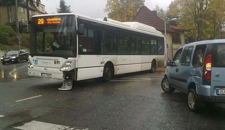 Nehoda se obešla bez zranění. Foto: Jan Pešek
