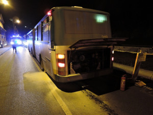 Technická závada zapříčinala požár autobusu. Foto: HZSLK