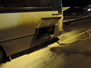 Technická závada zapříčinala požár autobusu. Foto: HZSLK