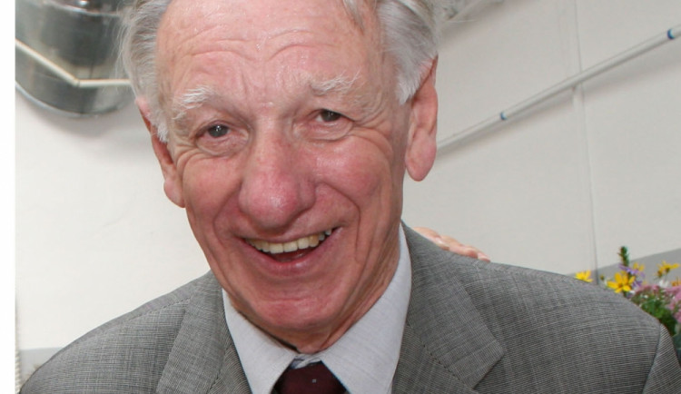 Profesor Zdeněk Kovář