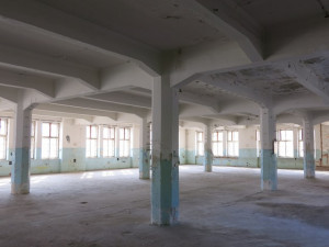 Interiér papíren. Foto archiv A. Řičánkové