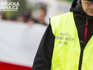 Pochod se koná, píše organizátorka zakázané protiromské demonstrace