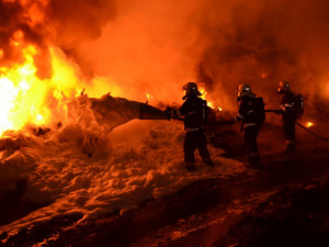 Za Libercem hořela skládka. Úřadoval opět žhář? Foto: HZSLK