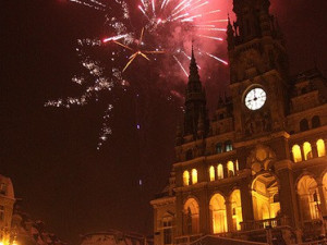 Liberec chce omezit používání pyrotechniky. Vadí lidem i zvířatům