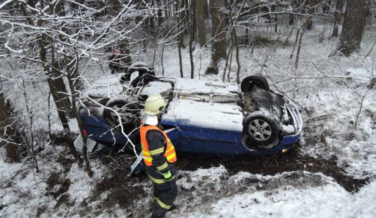 Nehoda ve Vlčetíně. Foto: HZSLK