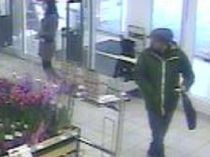 Poznáváte tohohle zloděje? Na Kunratické okradl stařenku. Foto: Policie ČR