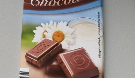 Kaufland stáhl z prodeje mléčnou čokoládu. Složení neodpovídalo obalu. Foto: SZPI