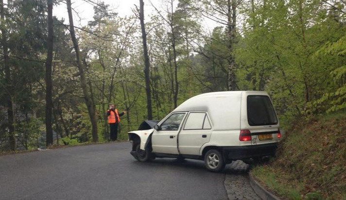 Nehoda se obešla bez zranění. Foto: Michael Daněk