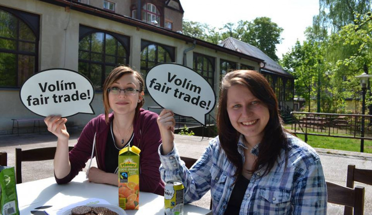 Liďáky provoněla férová snídaně. Zúčastnilo se jí 20 lidí. Foto: Férová snídaně