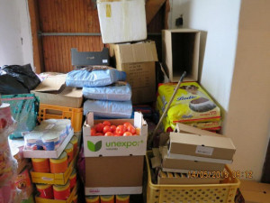 Inspekce zavřela samošku na Frýdlantsku. Majitel spal mezi zbožím