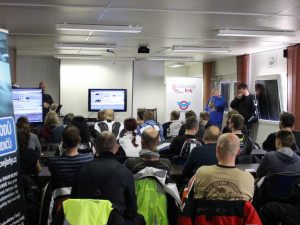 Na Autodromu v Sosnové se 60 motocyklistů učilo, jak "přežít"