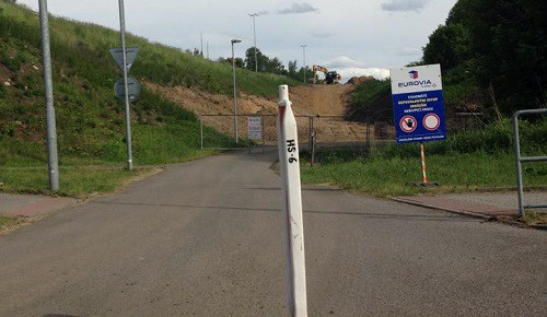 Pod Globusem začala stavba nového nájezdu na průtah Libercem