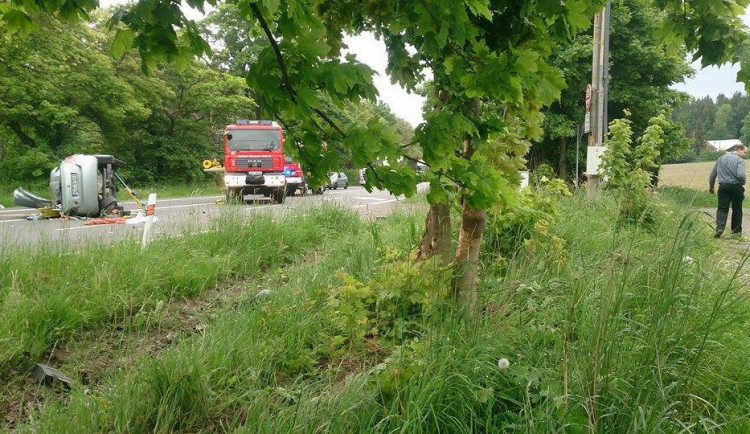 Nehoda u Rychnova. Foto: Mala Suva