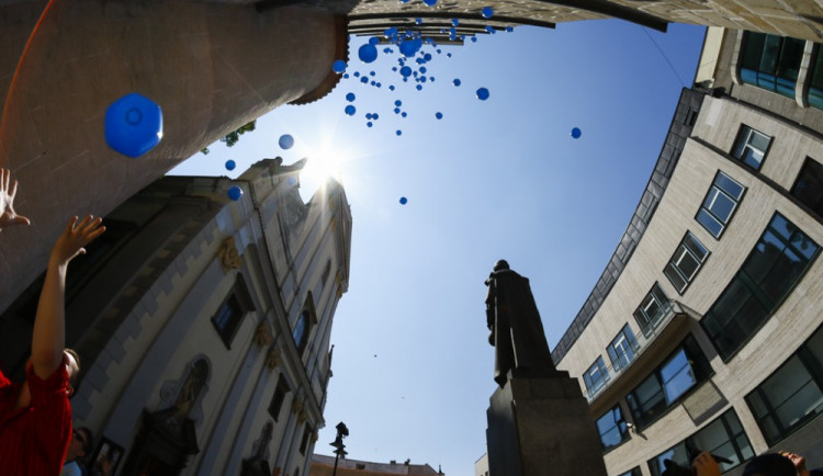 Netradiční volejbalovou kampaň, podobně jako v loňském roce, připravil Český volejbalový svaz v rámci domácích utkání Světové ligy. Foto: Jan Homolka