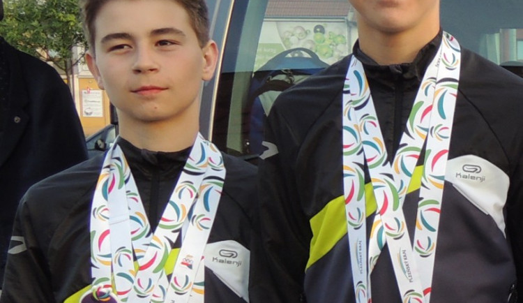 Karatisté Gryfu Liberec Matěj Štěpán vlevo a František Chudoba