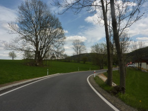 V Jizerkách skončila rekonstrukce silnice z Kořenova
