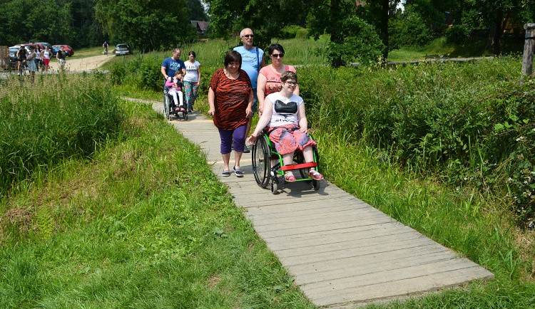 Obnovená naučná stezka ve Vesci začala sloužit veřejnosti. Foto: Jan Král