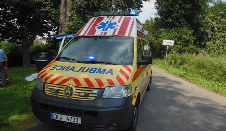Nehoda u Tuhaně. Foto: ZZS LK