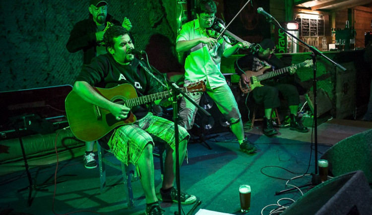 Přijďte na Festival Malá Skála, lákají pořadatelé