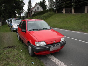Zakuklenci si v Mníšku počíhali na drogového dealera. Foto: Policie ČR
