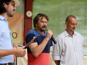 V Liberci startují doteky Afriky, Bárta mluvil o vážkách