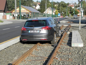 Francouz si zahrál na řidiče tramvaje, přes výhybku ale neprojel