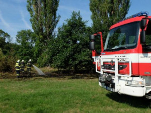 Pozor, kam házíte nedopalek! Riziko požárů stále stoupá. Foto: Martina Petrášková