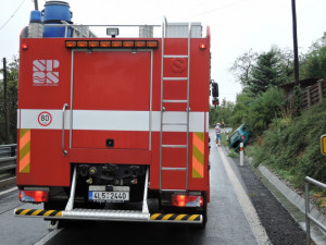 Dvanáct, přesně k tolika dopravním nehodám vyjížděli hasiči v Libereckém kraji za uplynulých 24 hodin