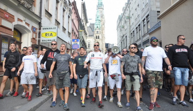 Chorvatští fanoušci mají za sebou pochod Libercem